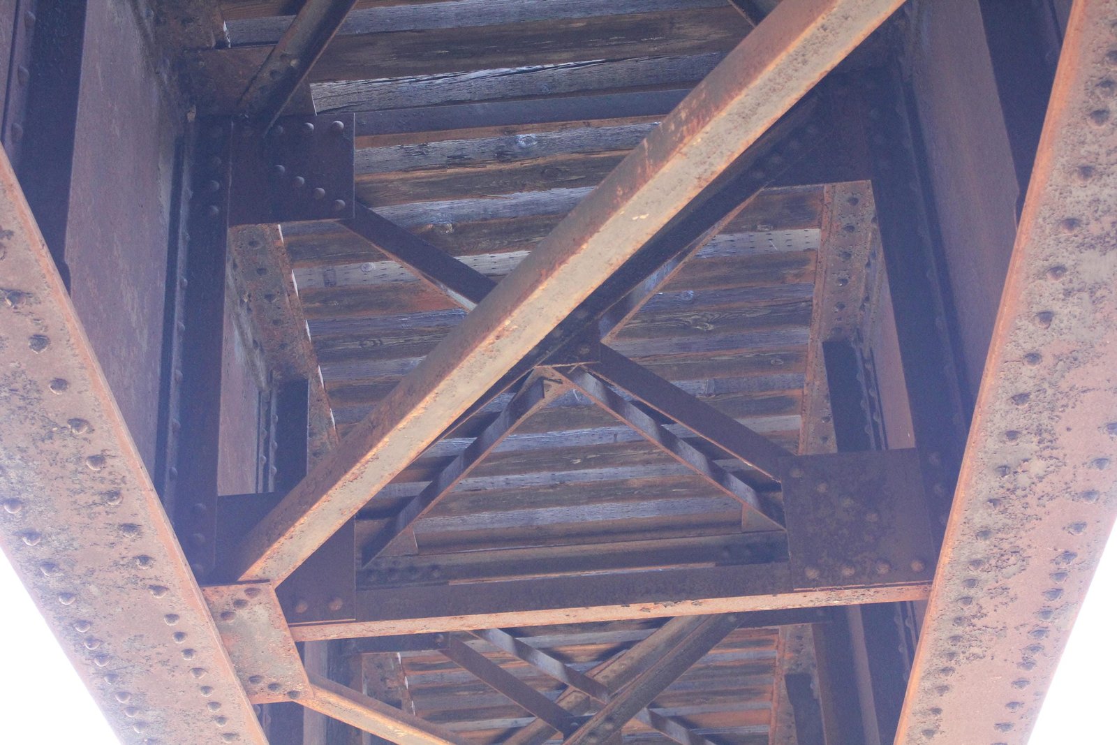 Interior bracing